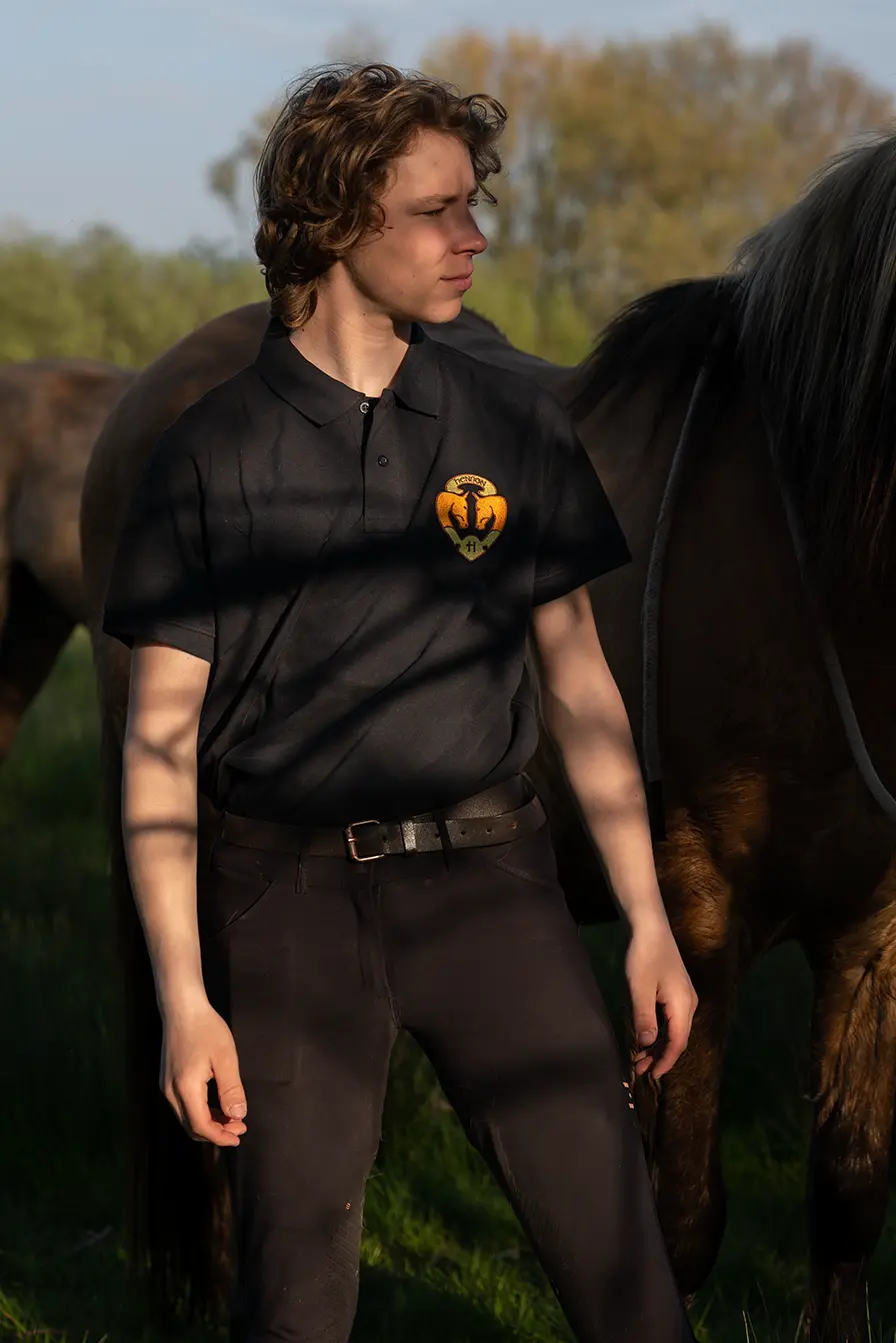 Le polo Henson